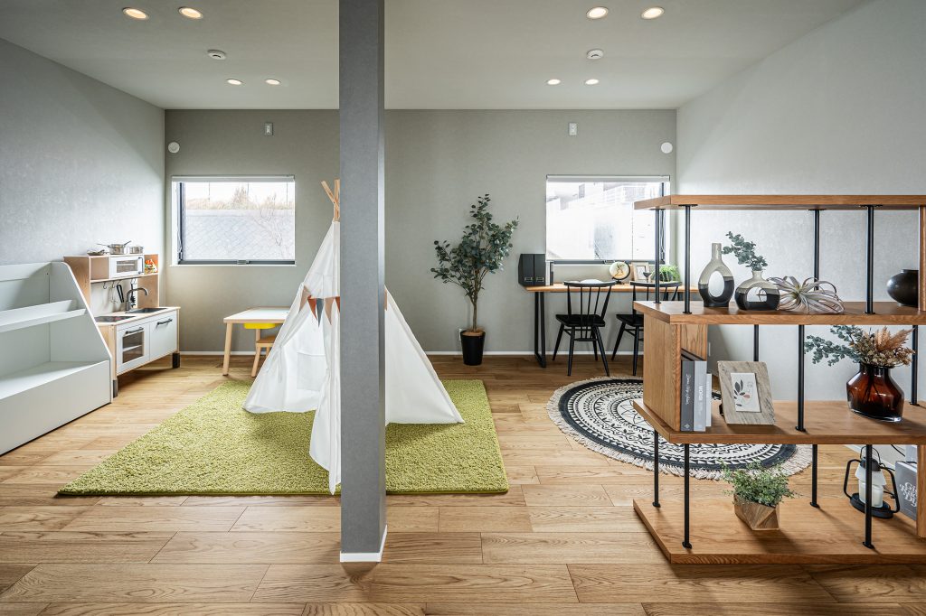 家族の成長に合わせて使い方を変えられる、可変性のあるフリースペース